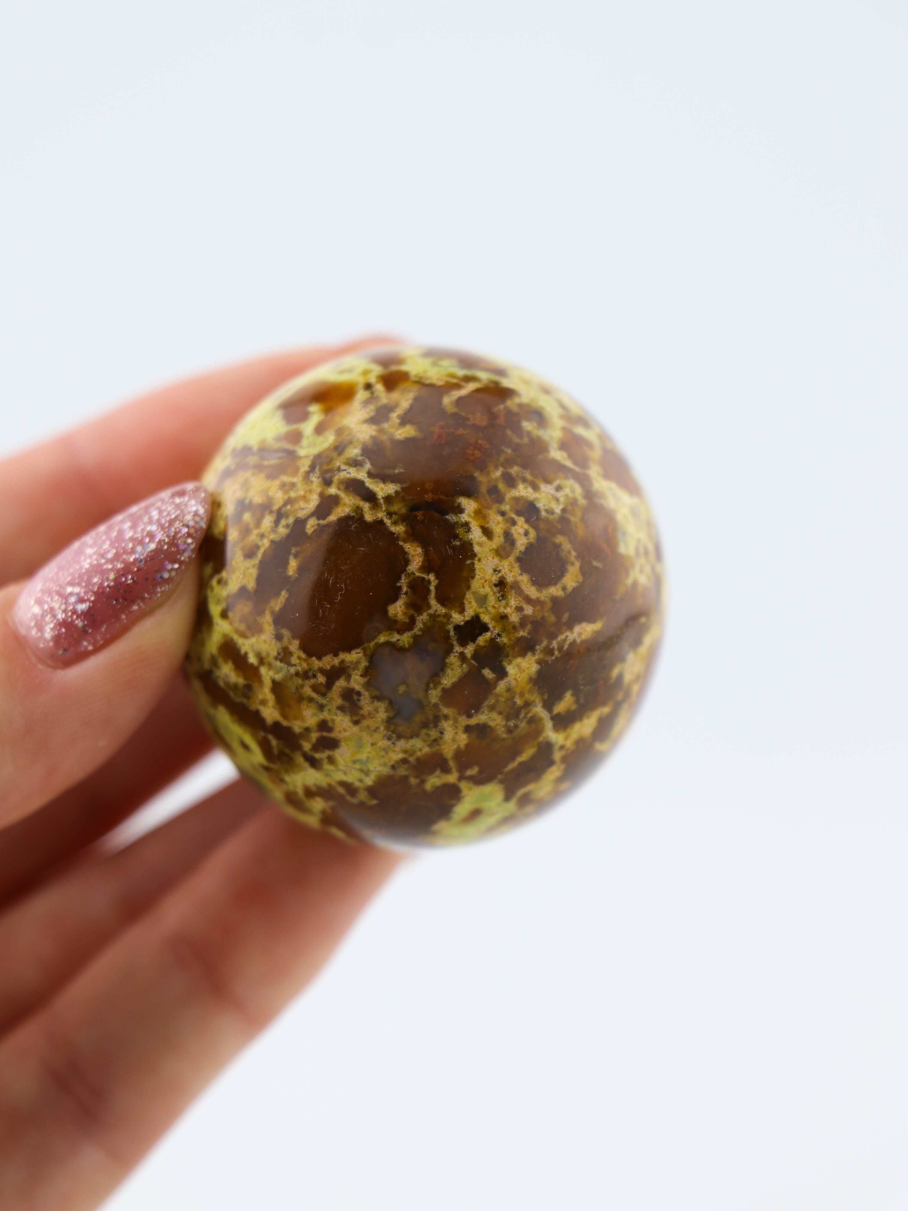 Grøn Opal Kugle Nr. 1