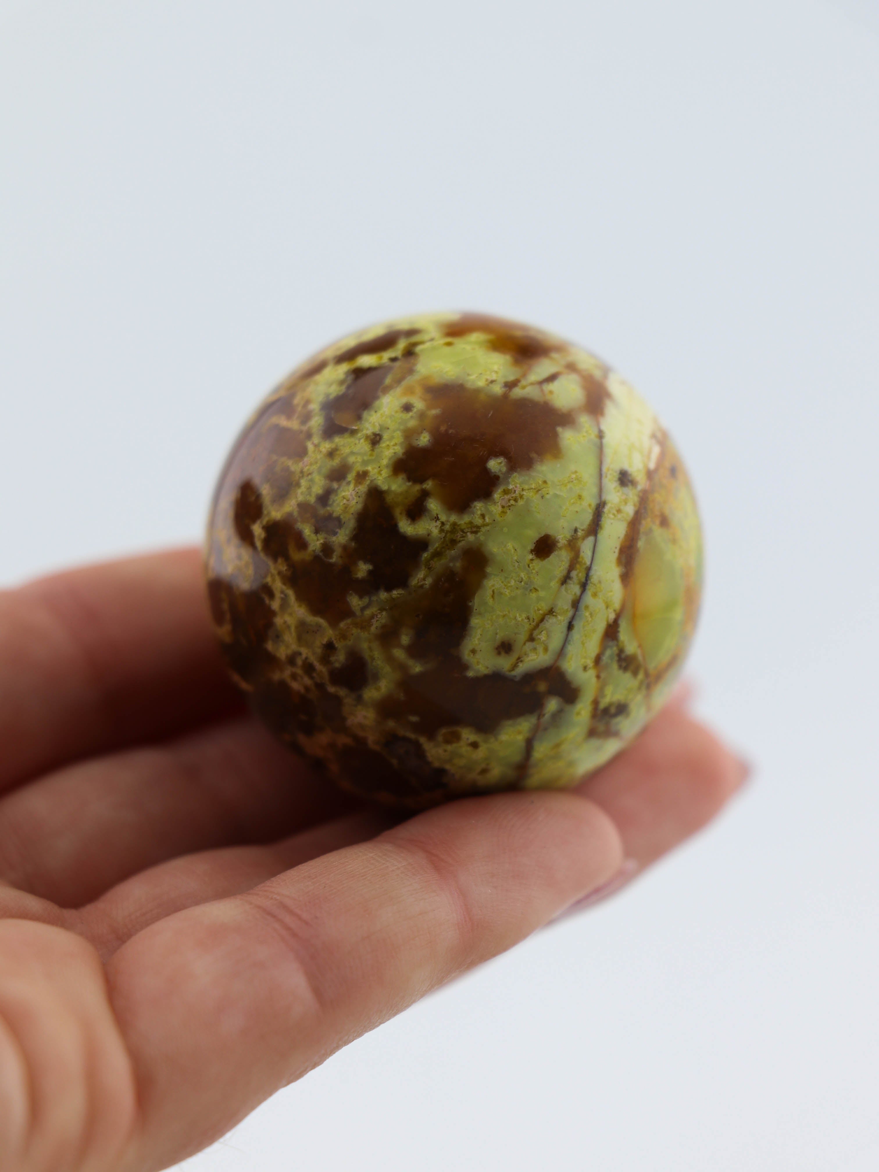 Grøn Opal Kugle Nr. 1
