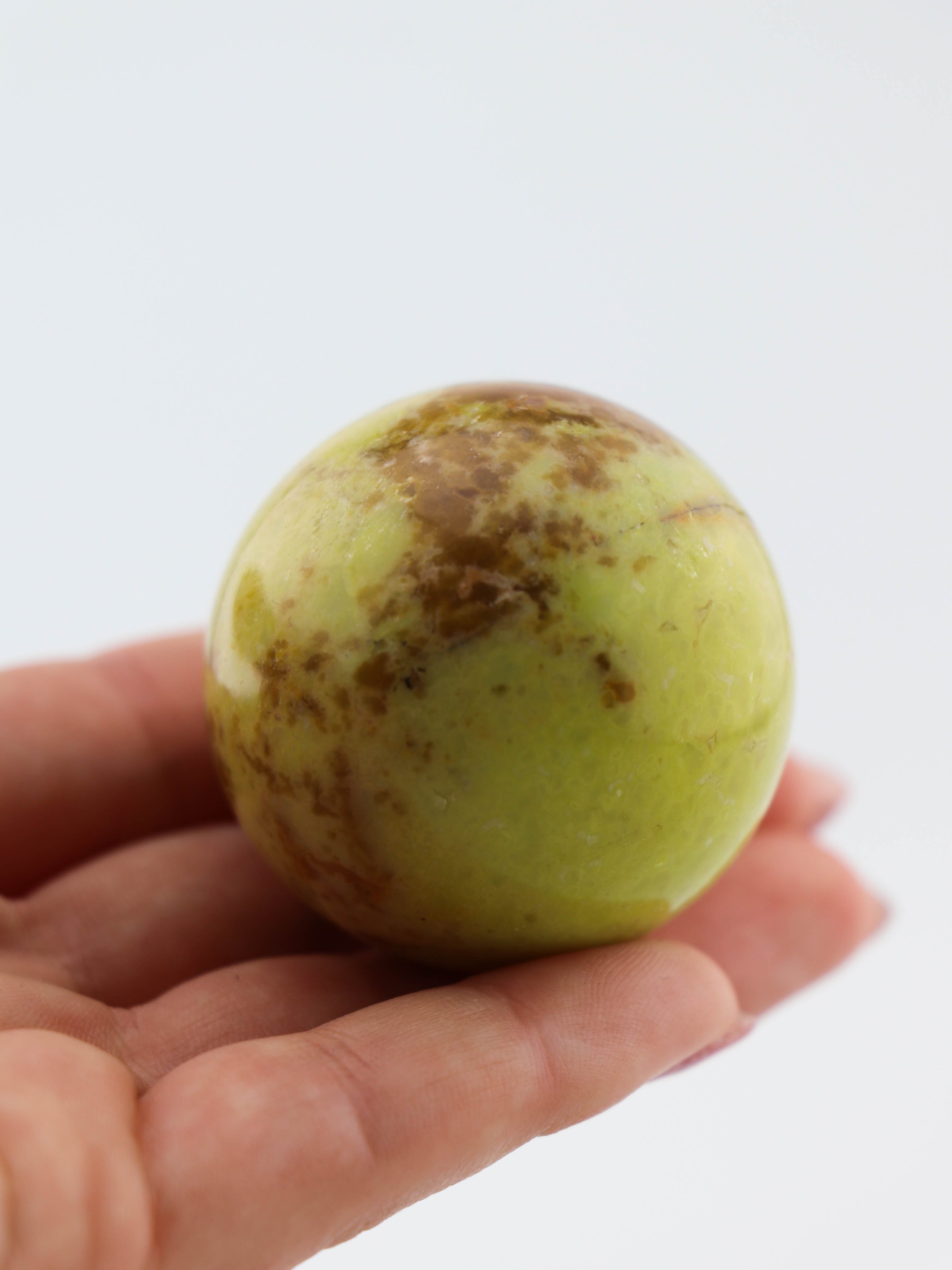 Grøn Opal Kugle Nr. 5
