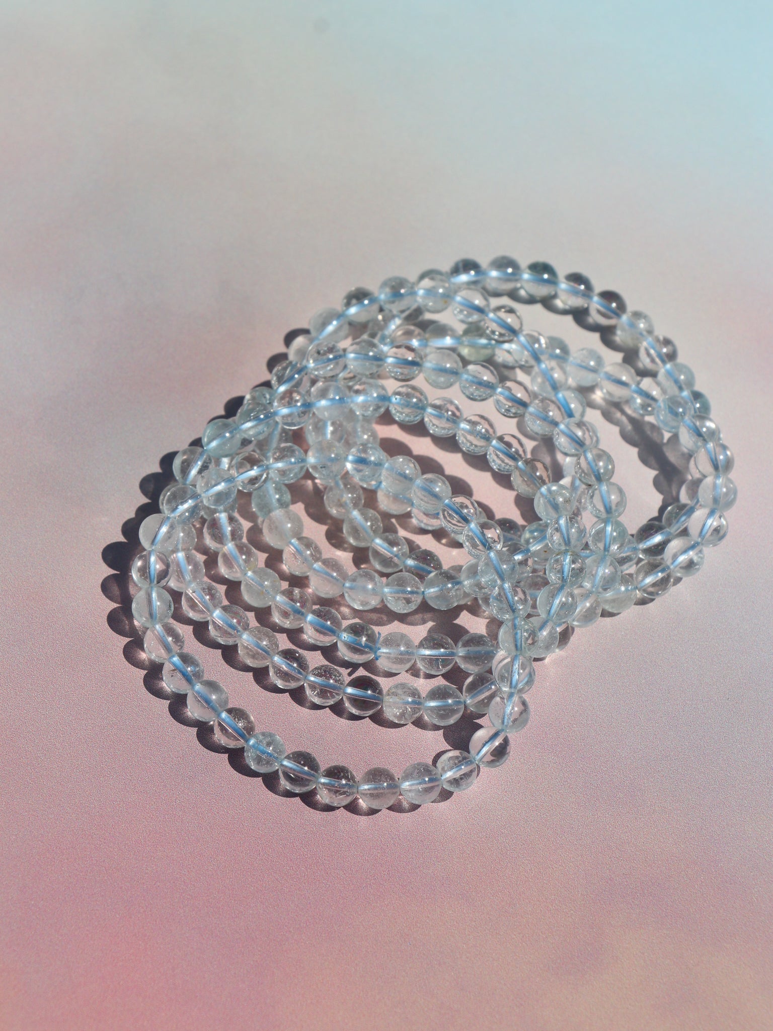 Blå topas armbånd - CuriousCompassion.dk