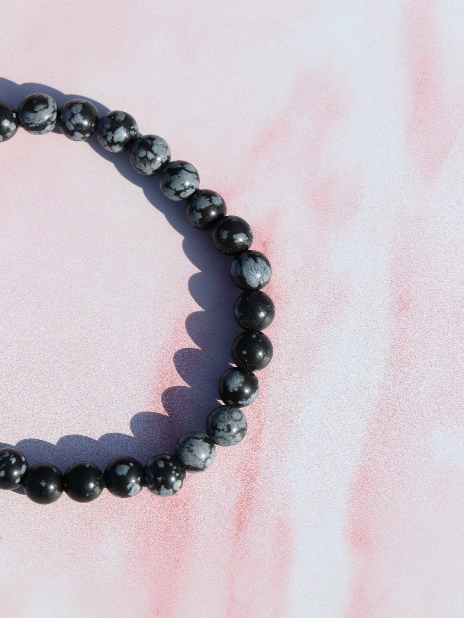 Snefnugobsidian armbånd