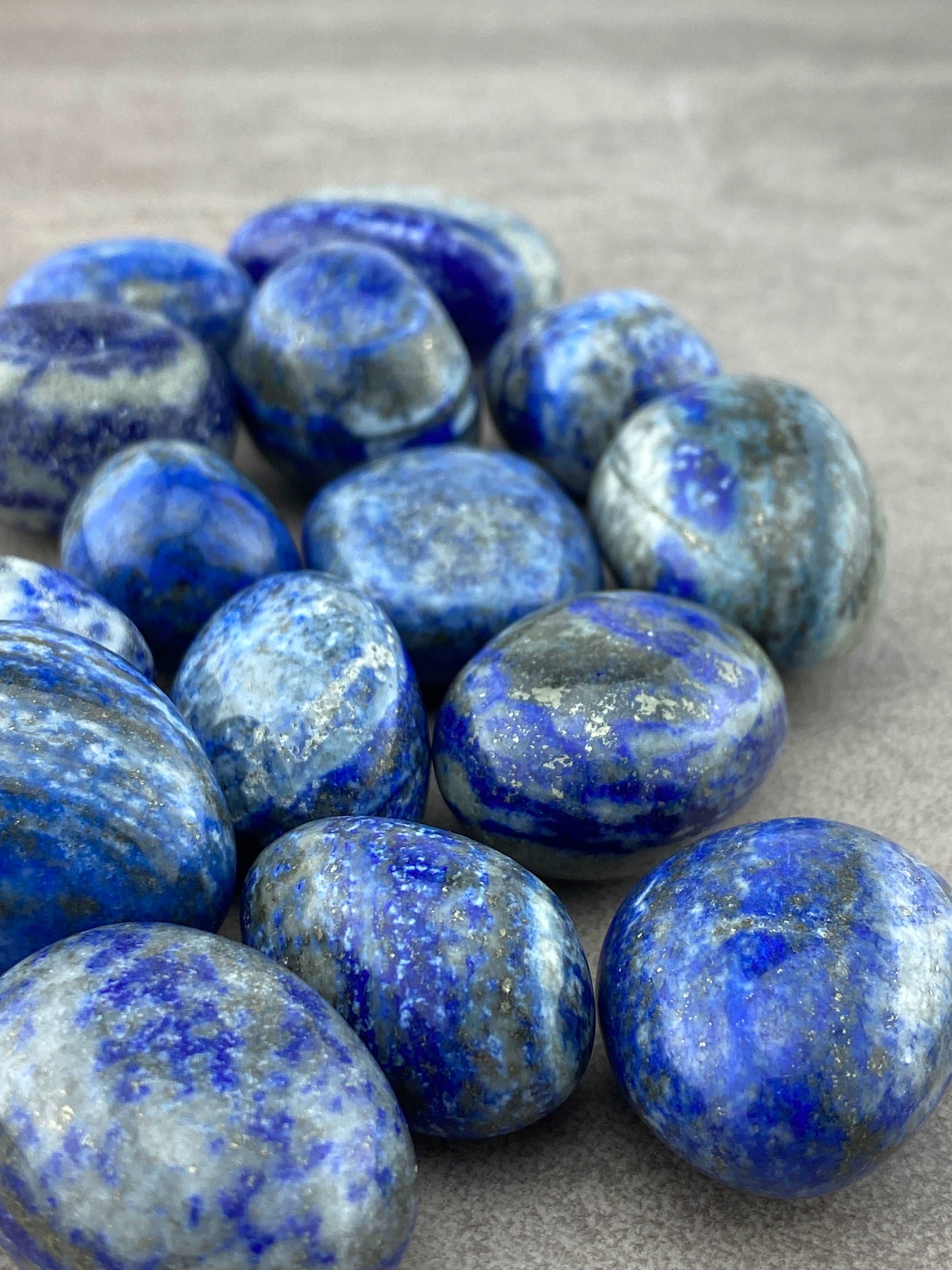 Lapis lazuli lommesten - CuriousCompassion.dk