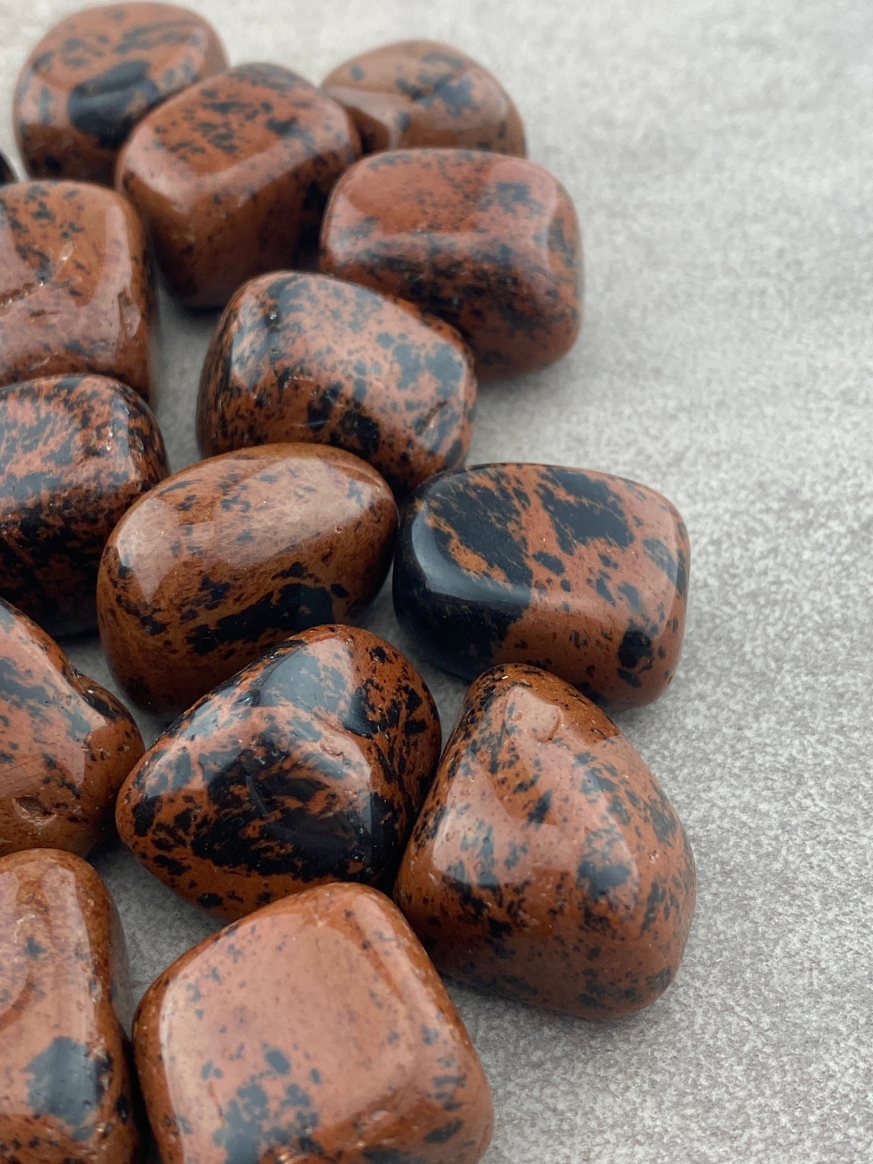 Mahogni Obsidian Lommesten