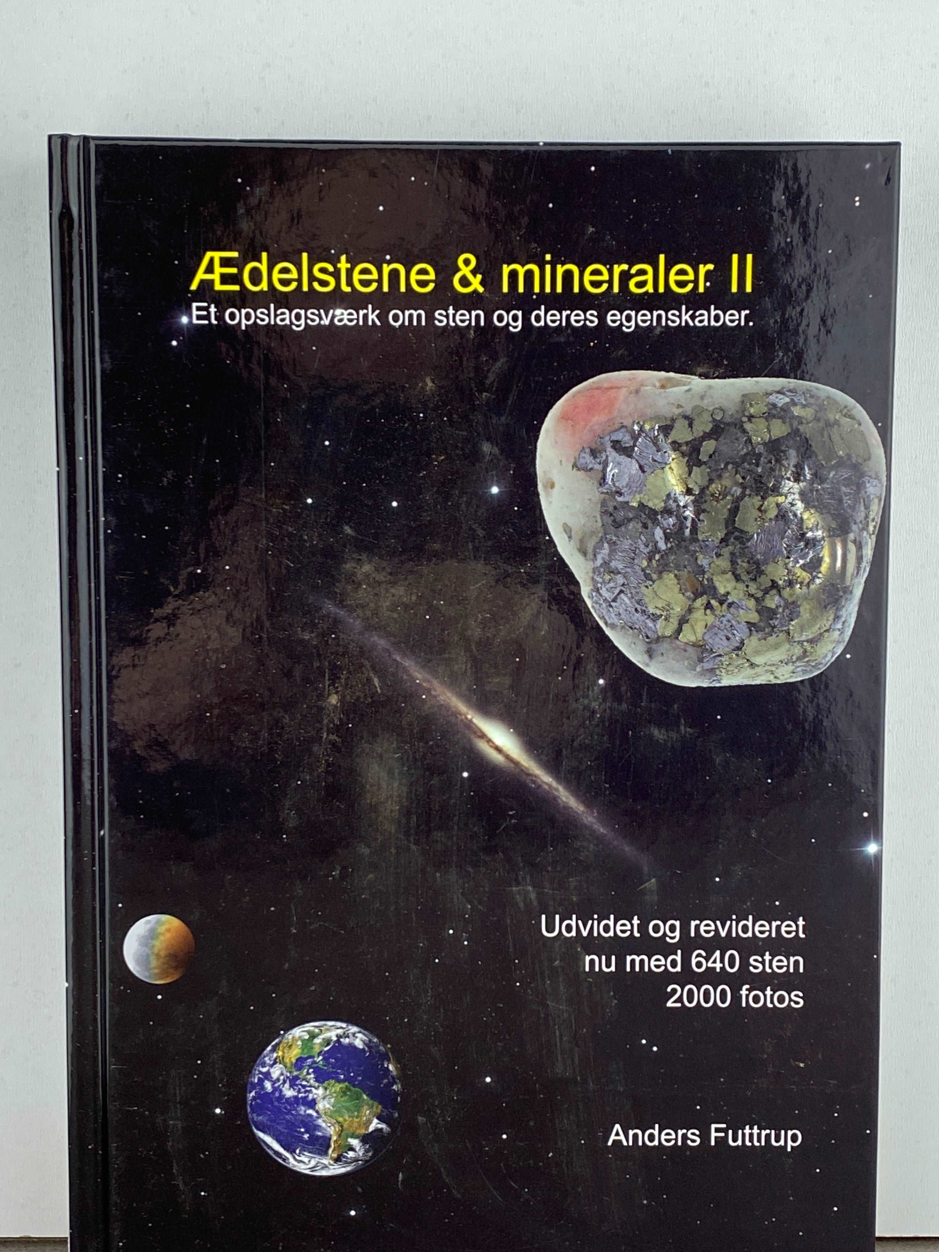 Ædelstene og mineraler bog - CuriousCompassion.dk
