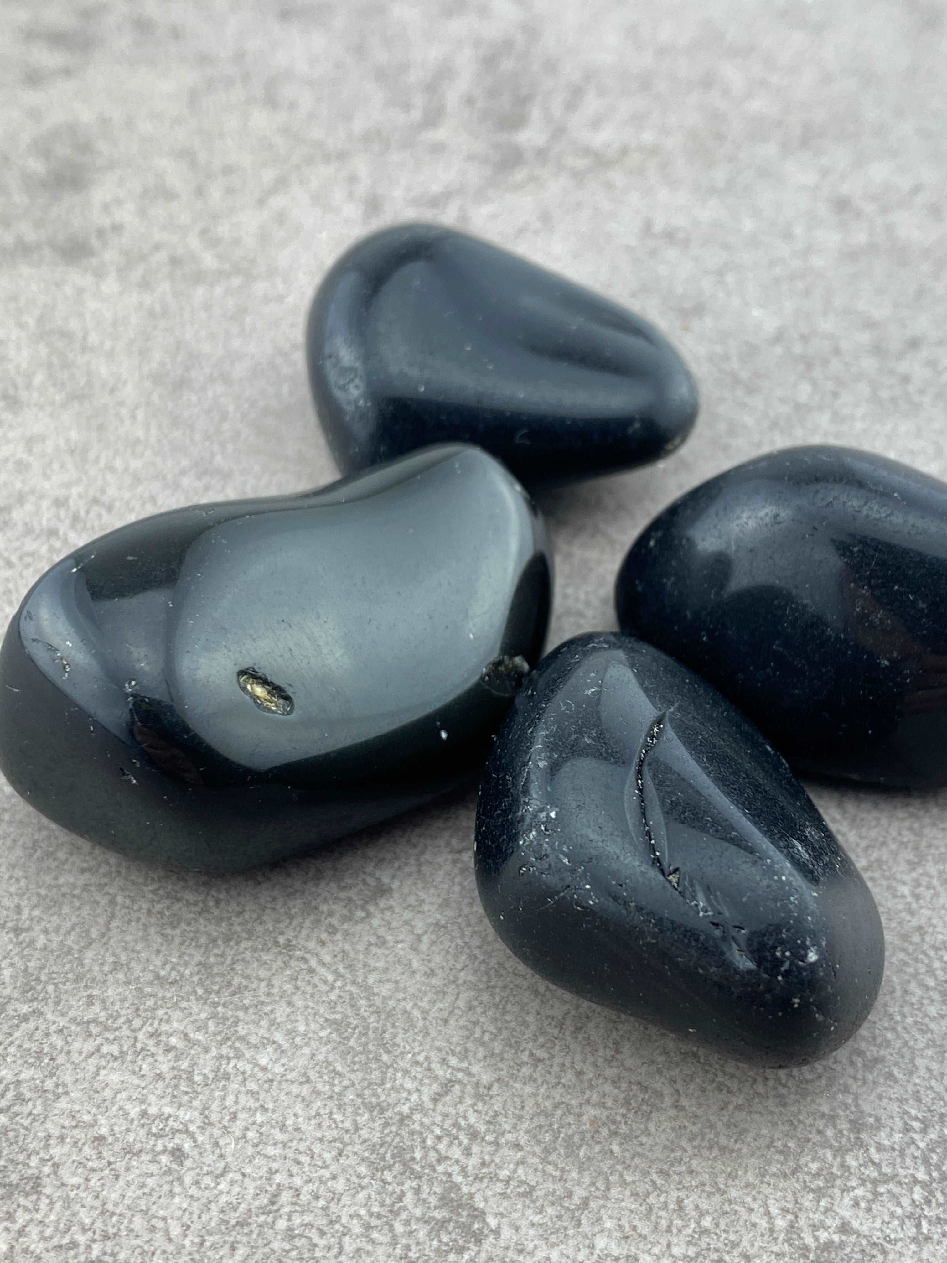 Regnbue obsidian - curiouscompassion.dk