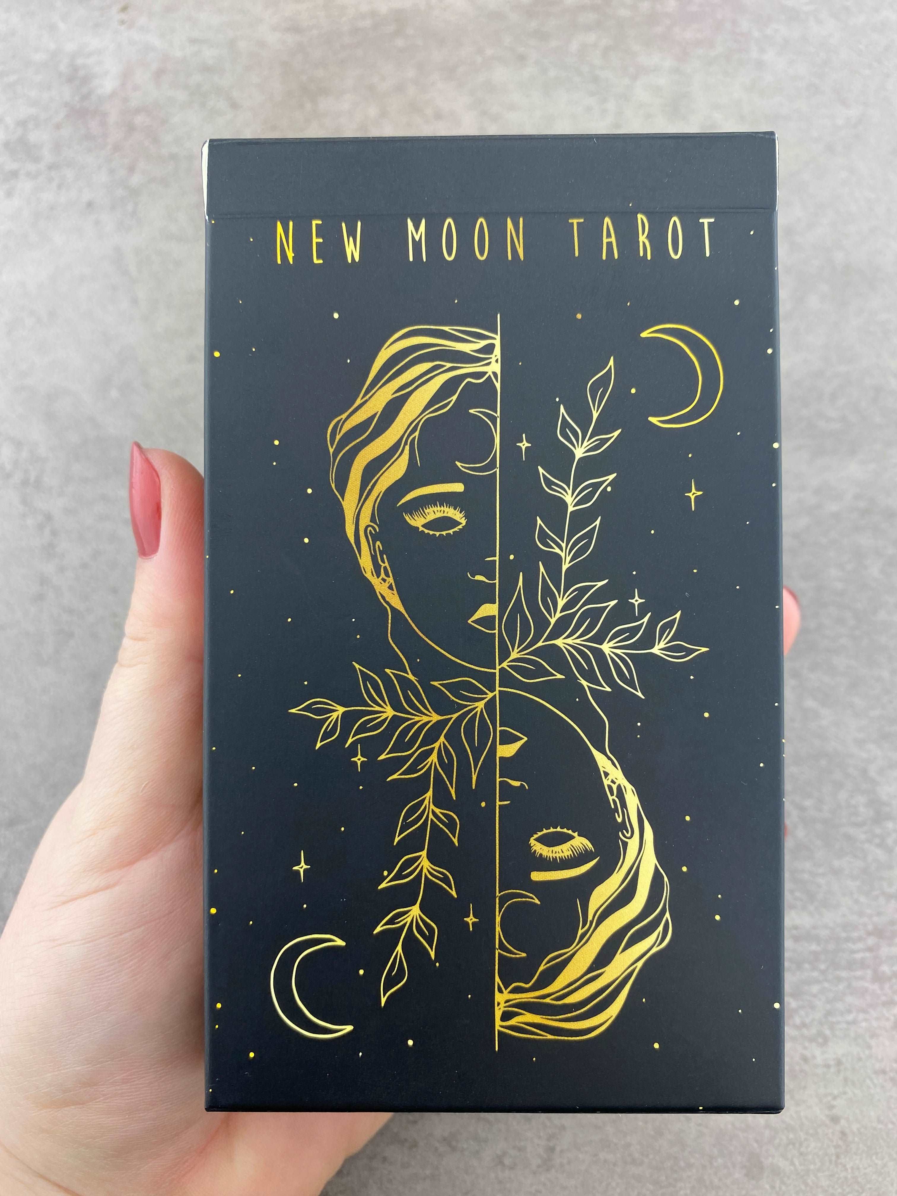 New moon tarotkort - curiouscompassion.dk